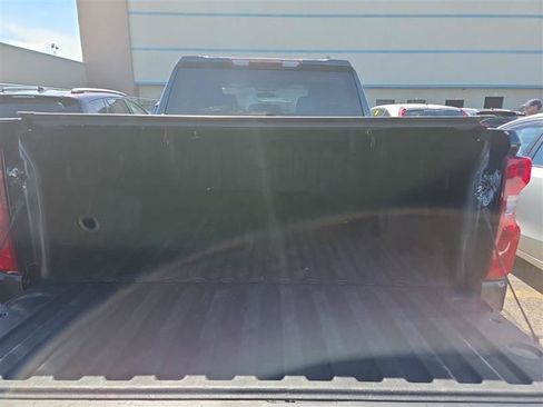 Used 2019 Chevrolet Silverado 1500 LT w/ Fleet Comfort Package AWD/4WD image 10