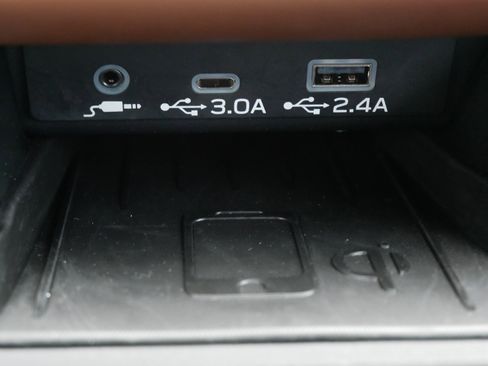 Certified 2025 Subaru Outback Touring w/ Tech Package 3 image 29