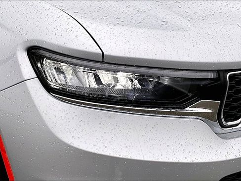 Used 2025 Jeep Grand Cherokee L Laredo w/ Luxury Tech Group I image 29