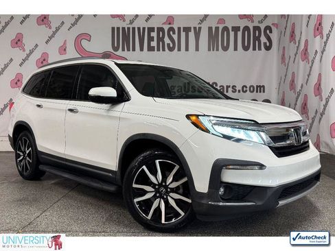 Used 2022 Honda Pilot Touring image 1