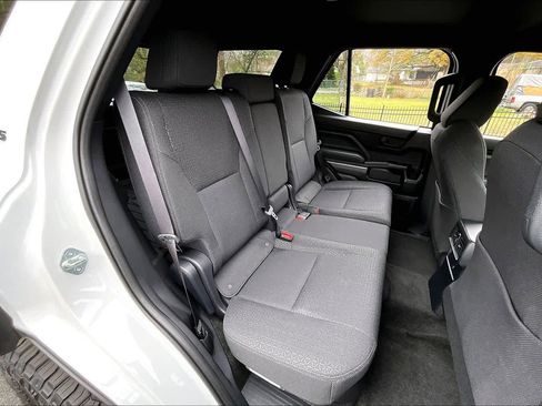 Certified 2025 Toyota 4Runner SR5 image 19