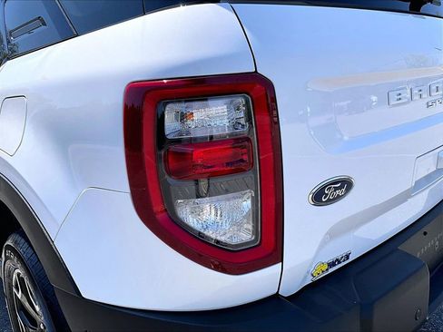 Used 2025 Ford Bronco Sport Outer Banks AWD/4WD image 34