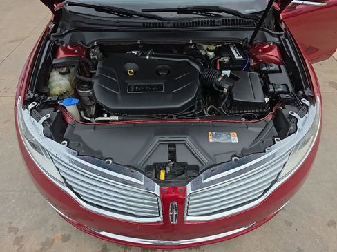 Used 2013 Lincoln MKZ FWD image 26
