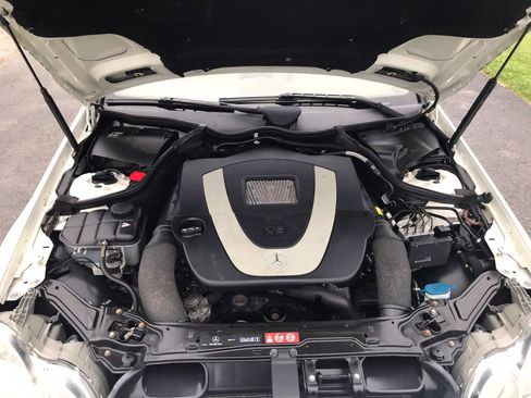 Used 2009 Mercedes-Benz CLK 350 Cabriolet image 54