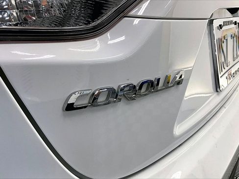 Used 2023 Toyota Corolla LE image 30