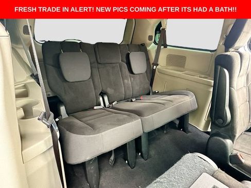 Used 2019 Dodge Grand Caravan SE w/ UConnect Hands-Free Group FWD image 26