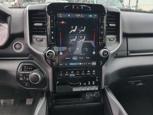 Used 2023 RAM 1500 Big Horn AWD/4WD image 10