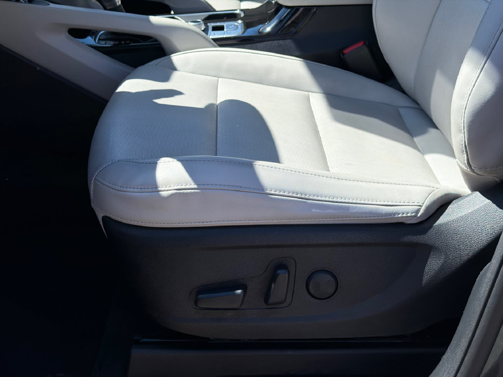 Used 2021 Kia Telluride S AWD/4WD image 16