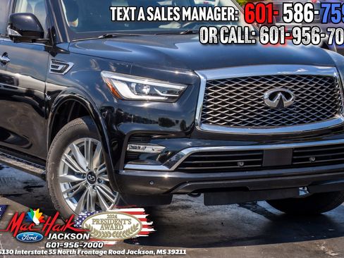 Used 2018 INFINITI QX80 2WD w/ Driver Assistance Package image 3