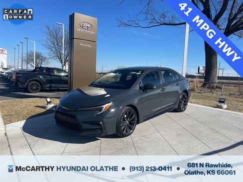 Used 2023 Toyota Corolla SE image 1