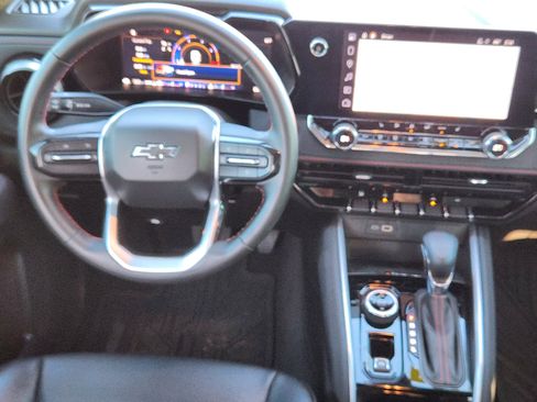 Certified 2024 Chevrolet Colorado Z71 w/ Z71 Convenience Package 2 image 25