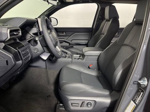 New 2026 Toyota 4Runner Limited image 12