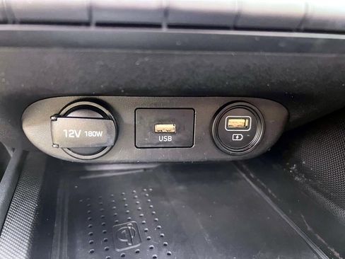 Certified 2023 Hyundai Elantra SEL w/ Convenience Package image 22