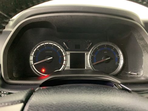 Used 2018 Toyota 4Runner SR5 image 22