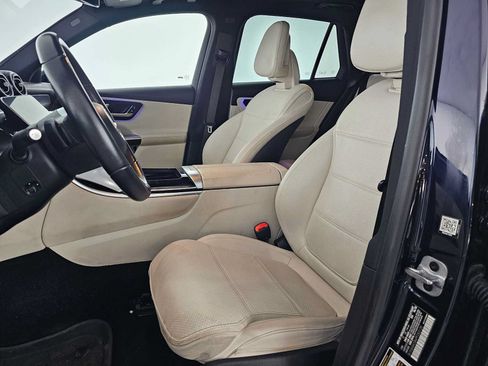 Certified 2023 Mercedes-Benz GLC 300 w/ Pinnacle Trim Package image 20