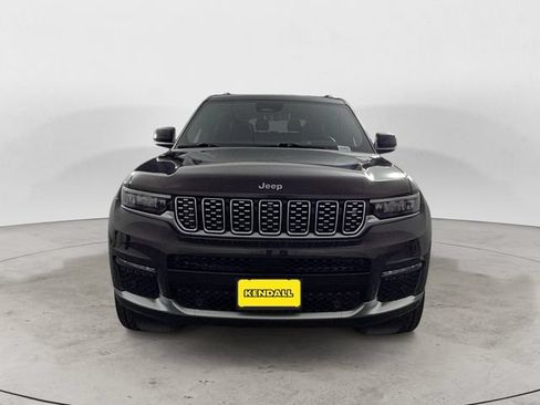 Used 2022 Jeep Grand Cherokee L Summit w/ Advanced Protech Group IV AWD/4WD image 8