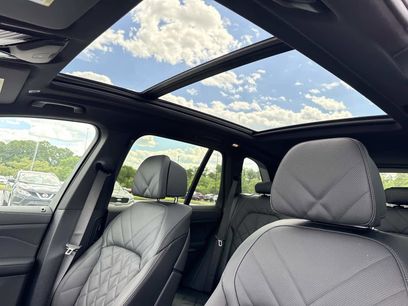 New 2026 BMW X5 xDrive40i w/ M Sport Package