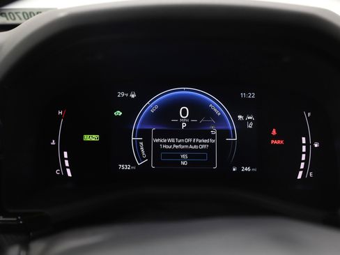 Used 2025 Toyota Camry SE w/ Multimedia Upgrade Package image 27