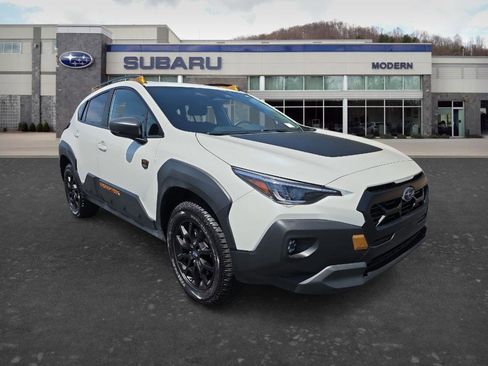 Used 2025 Subaru Crosstrek 2.5i Wilderness w/ Wilderness Package image 3