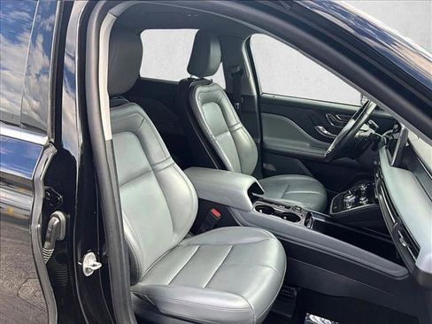 Used 2021 Lincoln Corsair FWD image 9