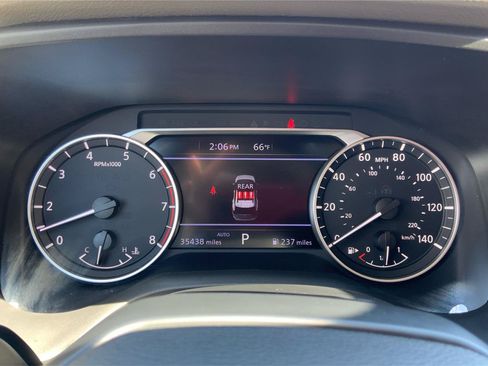 Used 2025 Nissan Rogue SV AWD/4WD image 15