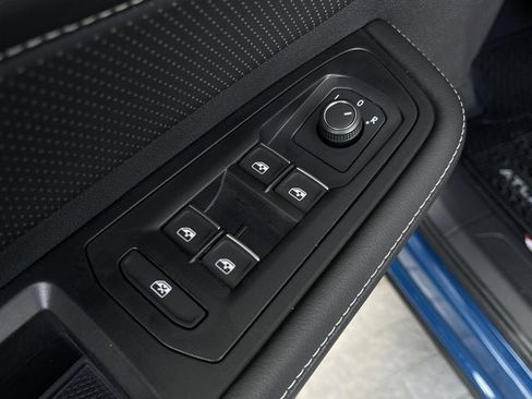 New 2026 Volkswagen Atlas Cross Sport SE image 10