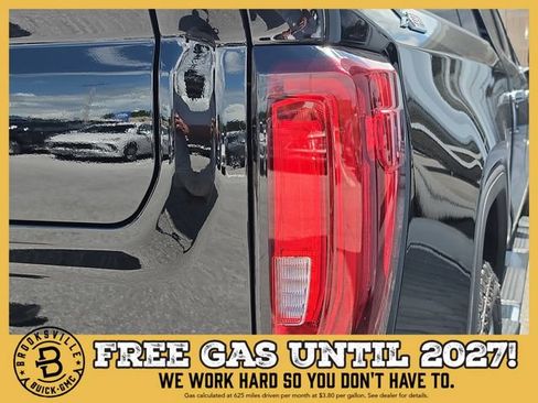 New 2026 GMC Sierra 1500 SLT AWD/4WD image 8