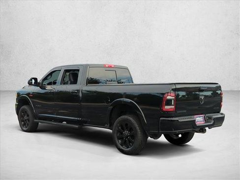 Used 2022 RAM 3500 Laramie w/ Night Edition AWD/4WD image 8