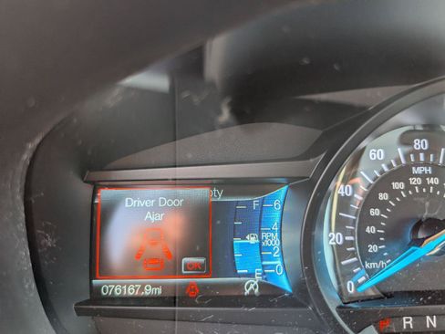 Used 2019 Ford Edge SEL w/ Equipment Group 201A AWD/4WD image 12