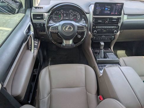Used 2022 Lexus GX 460 Premium w/ Accessory Package AWD/4WD image 11