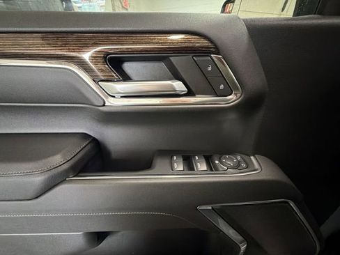 Used 2023 GMC Sierra 1500 Elevation image 13