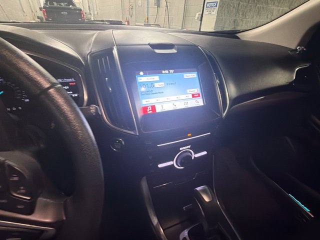 Used 2016 Ford Edge Titanium w/ Cold Weather Package AWD/4WD image 8
