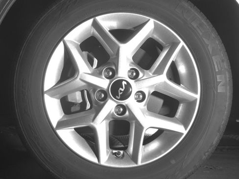 Used 2025 Kia Soul LX w/ LX Technology Package image 12