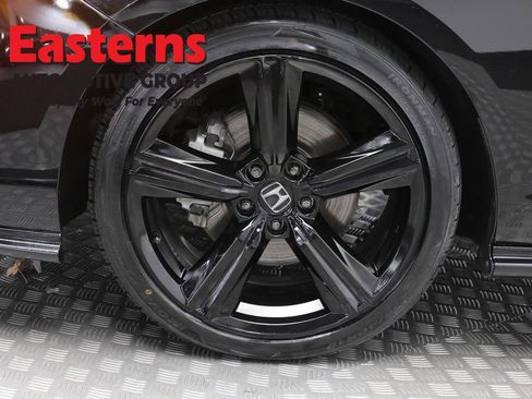 Used 2025 Honda Accord Sport image 31