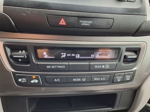 Used 2019 Honda Pilot LX image 7