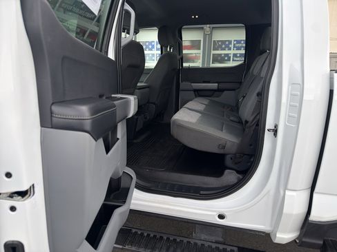 Used 2024 Ford F350 XLT w/ FX4 Off-Road Package image 14