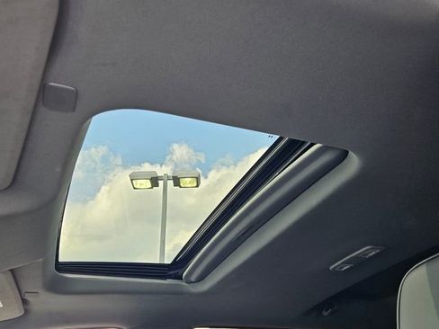 Used 2025 GMC Sierra 1500 Denali image 17