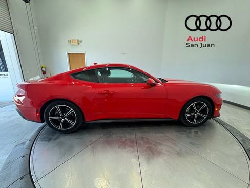Used 2025 Ford Mustang Coupe RWD image 35