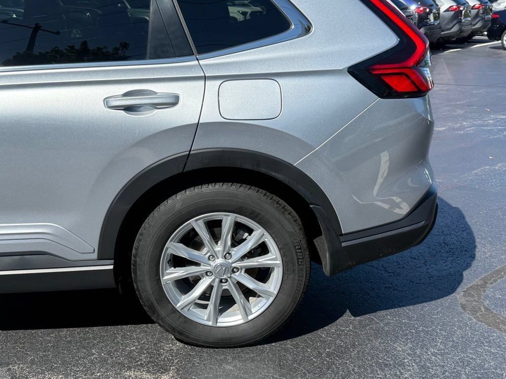 Used 2025 Honda CR-V EX-L image 4