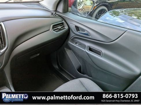 Used 2021 Chevrolet Equinox LT FWD image 18