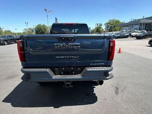 New 2026 GMC Sierra 2500 Denali Ultimate AWD/4WD image 6