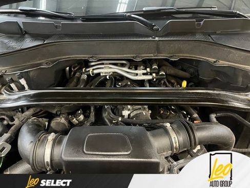 Used 2025 Ford Explorer ST AWD/4WD image 11