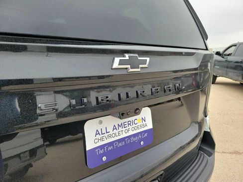 New 2026 Chevrolet Suburban Z71 w/ Z71 Off-Road Package image 3