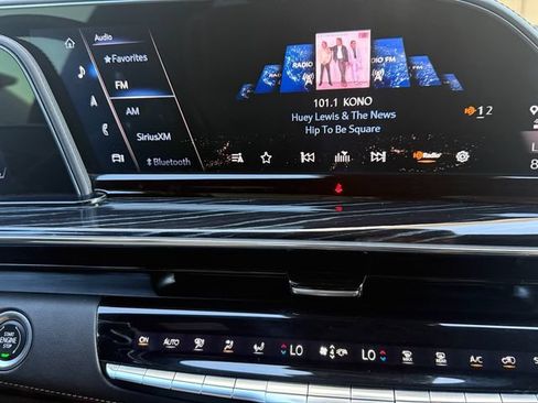 Used 2021 Cadillac Escalade Sport w/ Driver Assist Tech Package AWD/4WD image 8