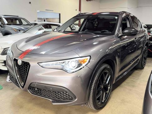 Used 2020 Alfa Romeo Stelvio Ti w/ Nero Edizione image 47