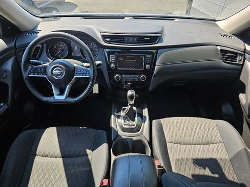 Used 2018 Nissan Rogue S image 20