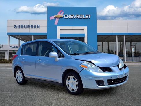 Used 2012 Nissan Versa 1.8 S w/ Plus Pkg FWD image 3