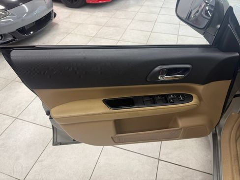 Used 2005 Subaru Forester 2.5XS L.L. Bean AWD/4WD image 13