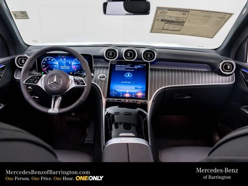 New 2026 Mercedes-Benz GLC 300 4MATIC image 11
