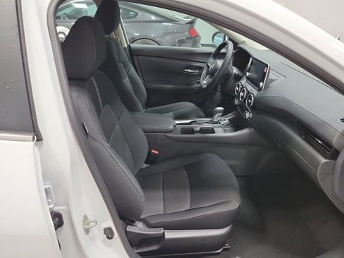 Used 2025 Nissan Sentra SV image 16